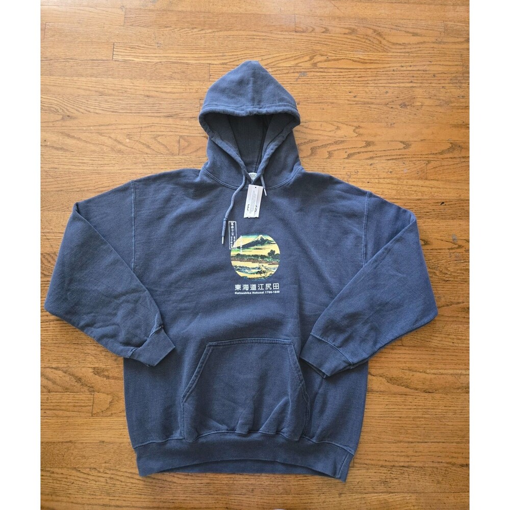 BDG Urban Outfitters Mens Gray Hokusai Hooded Sweatshirt Small NWT